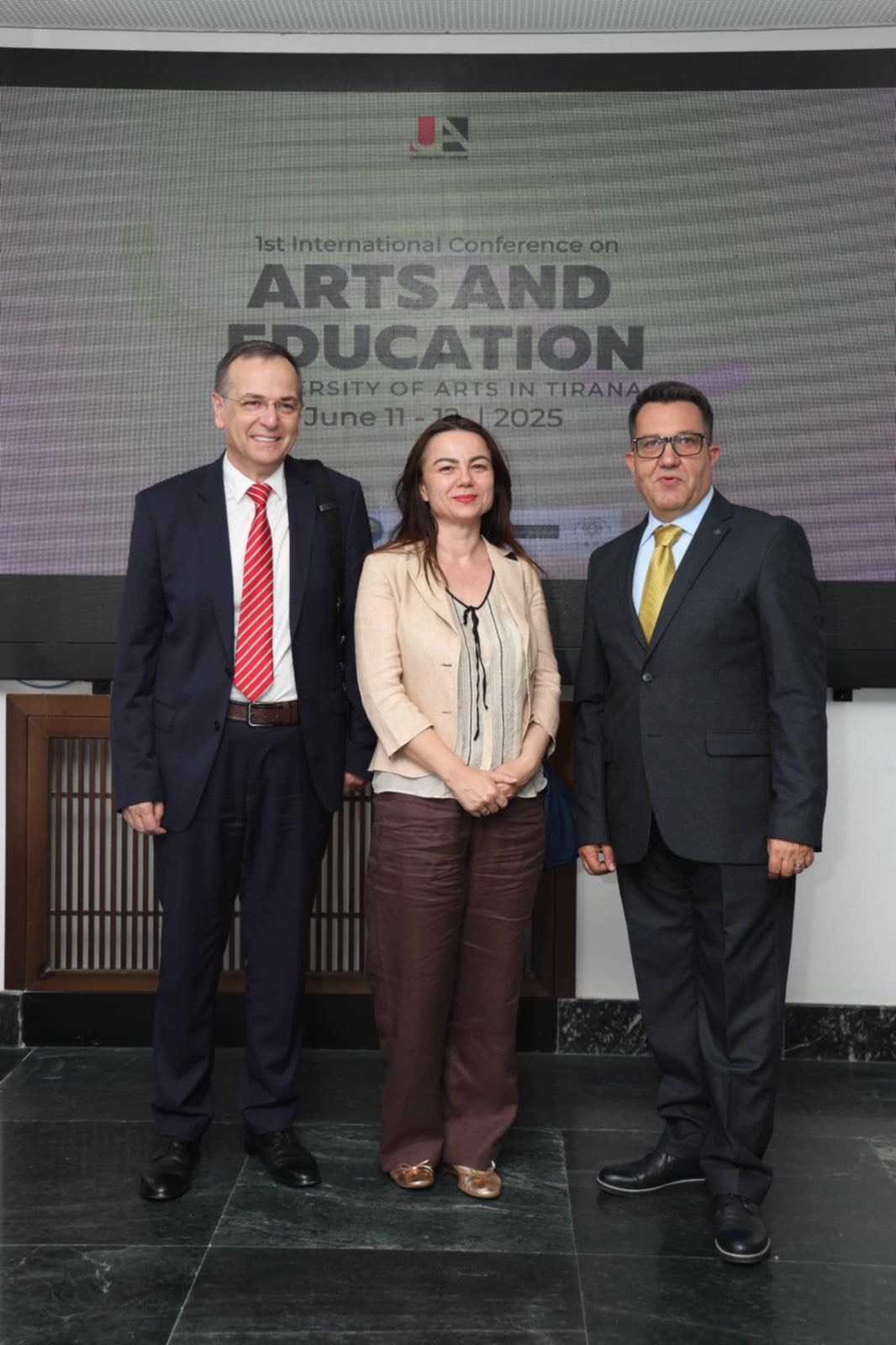 Rektori i Universitetit të Mjekësisë, Tiranë, Prof. Dr. Xheladin Draçini mori pjesë në Kongresin e Parë Ndërkombëtar mbi Artin dhe Edukimin Rektori i Universitetit të Mjekësisë, Tiranë, Prof. Dr. Xheladin Draçini mori pjesë në Kongresin e Parë Ndërkombëtar mbi Artin dhe Edukimin